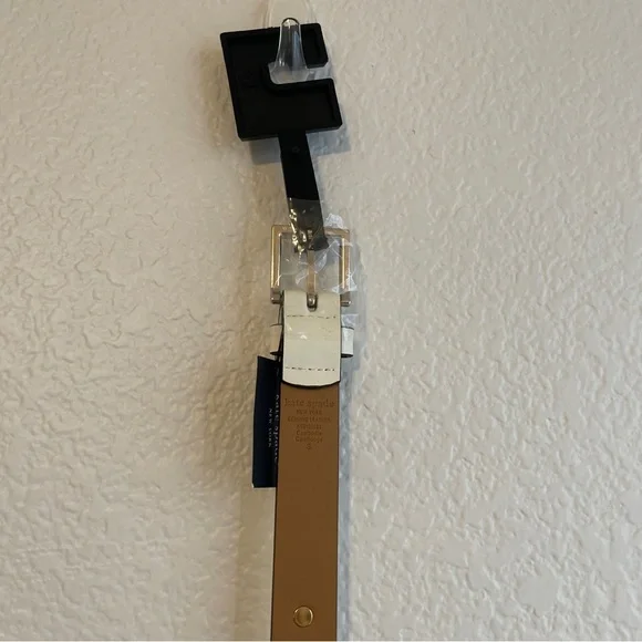 KATE SPADE NEW YORK WOMEN’S LEATHER BELT CREAM WITH GOLD STUDS LOGO SIZE Small - Picture 10 of 10